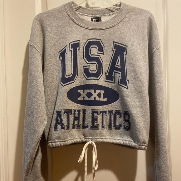 Urban Outfitters USA Athletics cropped cinched waist sweatshirt. Size S - Picture 1 of 3